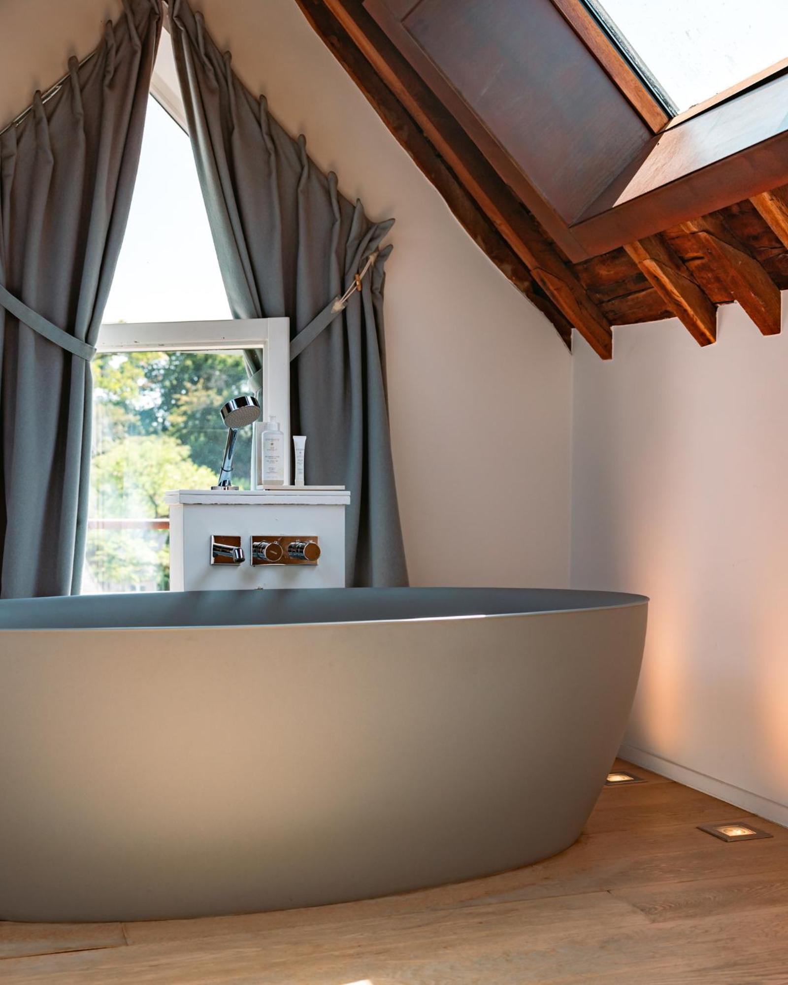 Ne5T Hotel & Spa Namur Ngoại thất bức ảnh