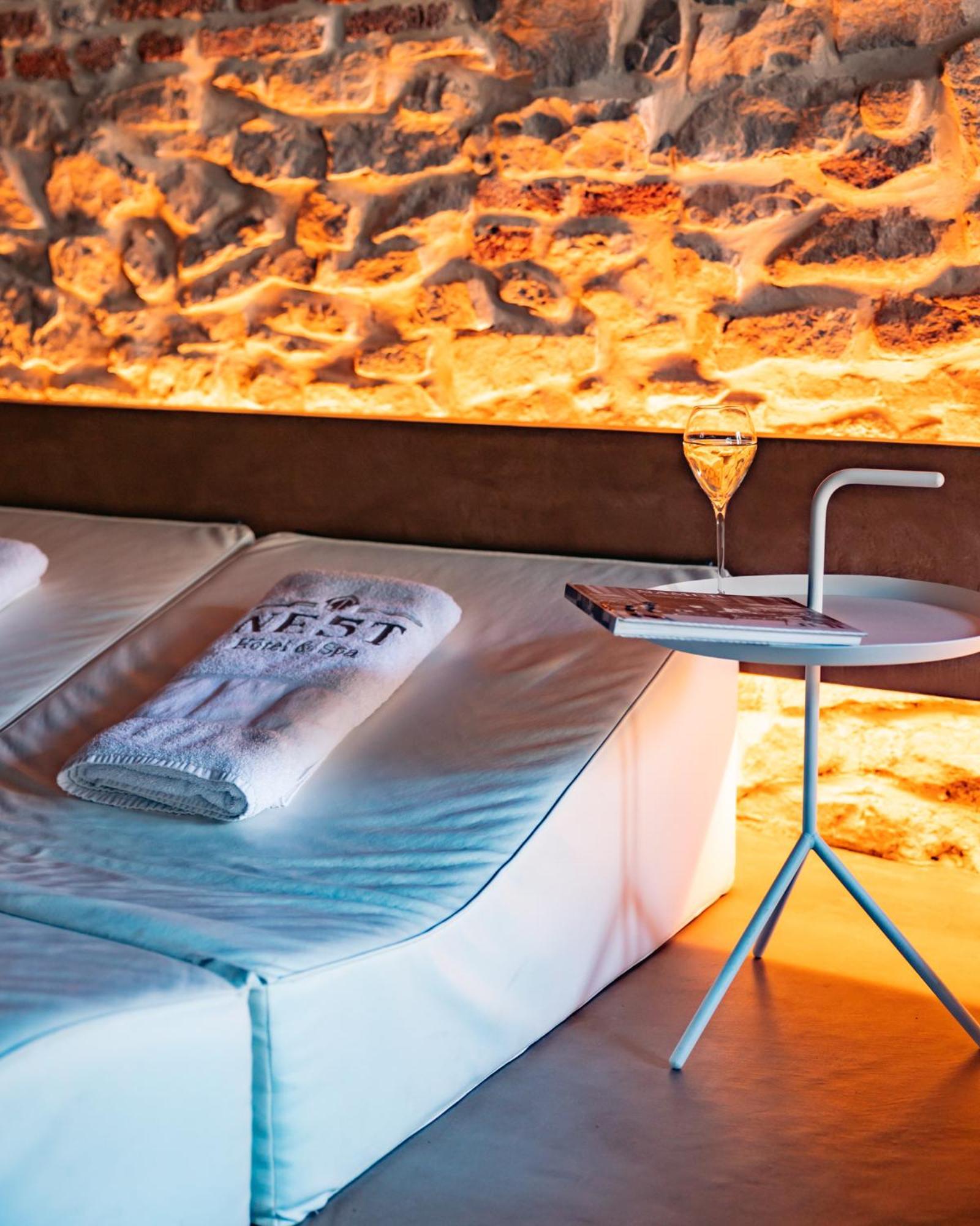 Ne5T Hotel & Spa Namur Ngoại thất bức ảnh